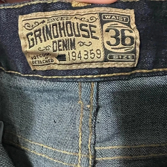 Grindhouse Jeans Men's Size 36x34 Slim Medium Wash Denim Distressed Stretch EUC - Picture 4 of 5